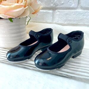 Tap Shoes - Capezio, Toddler Girl Size 8, Black Patent Leather